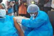 Le Ministre de la Santé, Manaouda Malachie reçoit sa première dose de vaccin anti - covid19